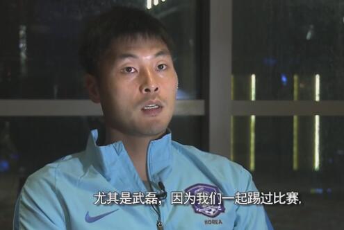 一声紧凑的呻吟
